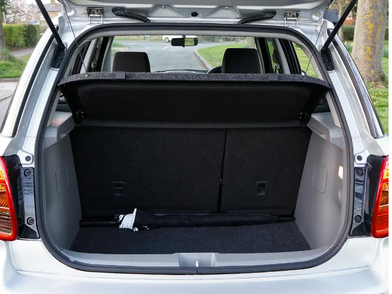 Funda Sourcing car organizers product sourcing image with trunk organizers, seat-back storage, console trays, and travel storage products