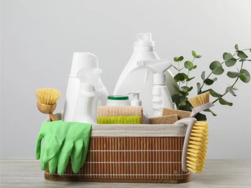 Funda Sourcing facility supplies product sourcing image with operational supplies, cleaning goods, storage products, and maintenance items