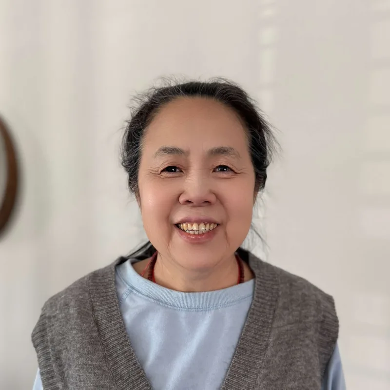 Funda Sourcing team member Lily F., Strategic Sourcing Analyst
