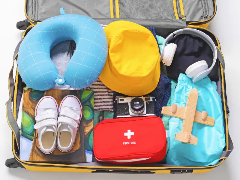 Funda Sourcing kids travel goods product sourcing image with bags, cases, organizers, and compact family travel products