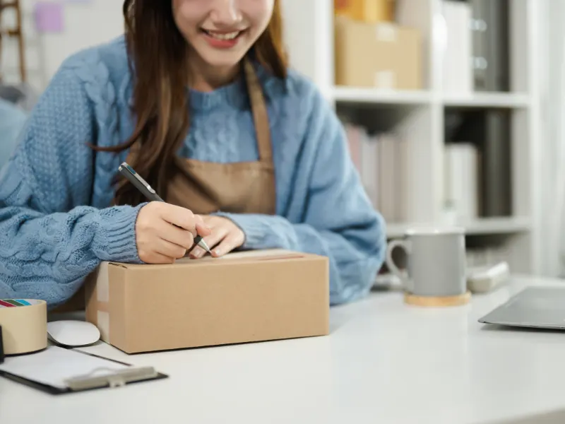 Funda Sourcing outdoor product kits product sourcing image with bundled sets, inserts, labels, and ecommerce-ready packaging