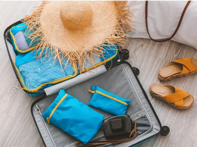 Funda Sourcing travel cases product sourcing image with cases, organizers, packing cubes, and travel accessories with custom trims
