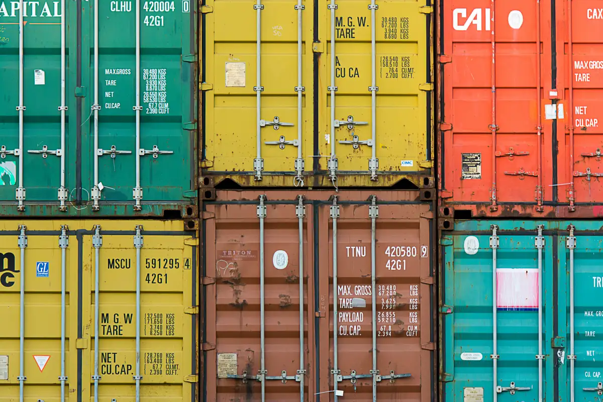 Consolidation and freight planning board for multi supplier shipments