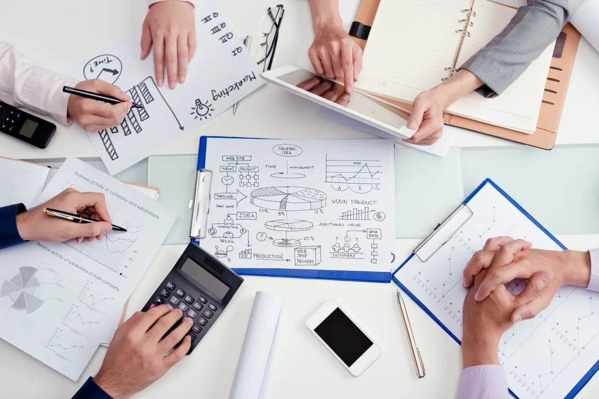 Sourcing brief development process for supplier-ready requirements