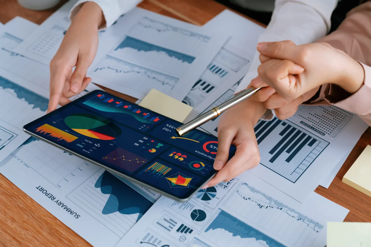 Supplier comparison board for choosing Asia manufacturing options